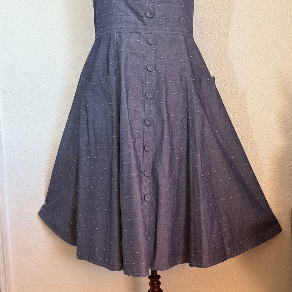 Gal Meets Glam Charcoal Midi Dress - Picture 2 of 8